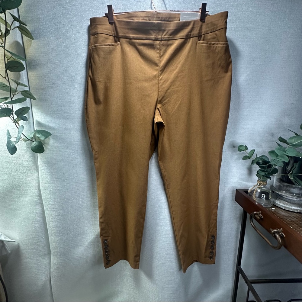 NWT Chico's 18R So Slimming Brigette Button Hem Slim Ankle Pants/Sweet Cognac